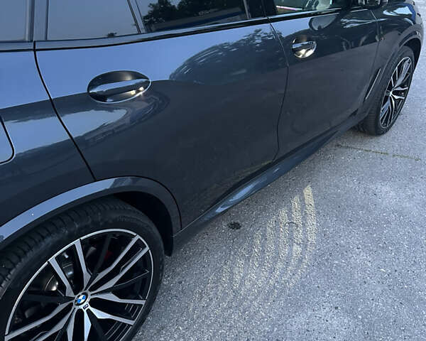 Серый БМВ Х5, объемом двигателя 3 л и пробегом 48 тыс. км за 64999 $, фото 33 на Automoto.ua