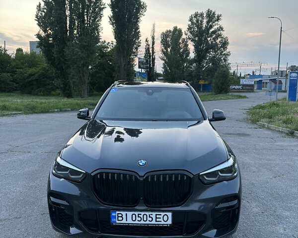 Серый БМВ Х5, объемом двигателя 3 л и пробегом 48 тыс. км за 64999 $, фото 1 на Automoto.ua