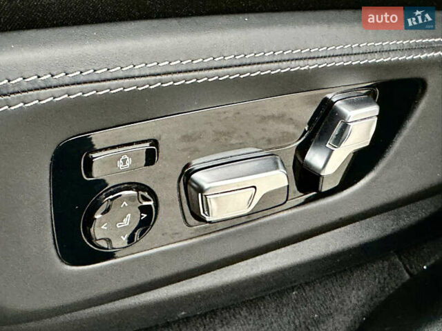 Серый БМВ Х5, объемом двигателя 3 л и пробегом 111 тыс. км за 66000 $, фото 4 на Automoto.ua