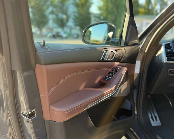 Серый БМВ Х5, объемом двигателя 4.39 л и пробегом 91 тыс. км за 76000 $, фото 25 на Automoto.ua