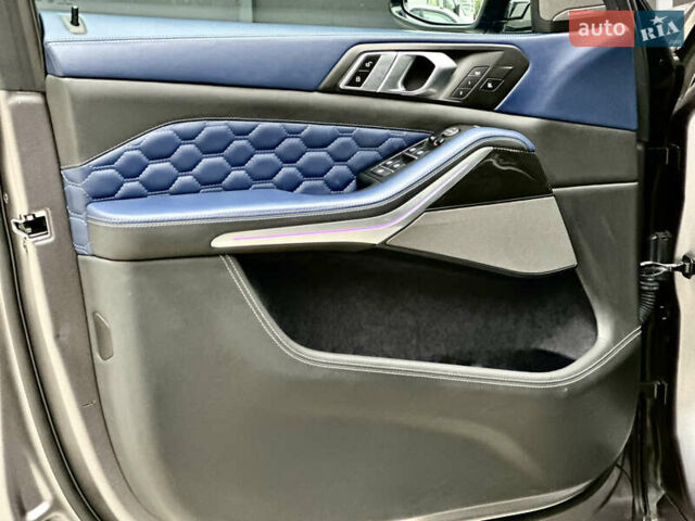 Серый БМВ Х5, объемом двигателя 3 л и пробегом 111 тыс. км за 66000 $, фото 30 на Automoto.ua