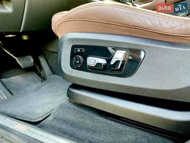 Серый БМВ Х5, объемом двигателя 3 л и пробегом 40 тыс. км за 69000 $, фото 12 на Automoto.ua