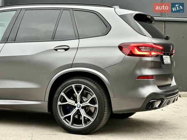 Серый БМВ Х5, объемом двигателя 3 л и пробегом 111 тыс. км за 66000 $, фото 9 на Automoto.ua