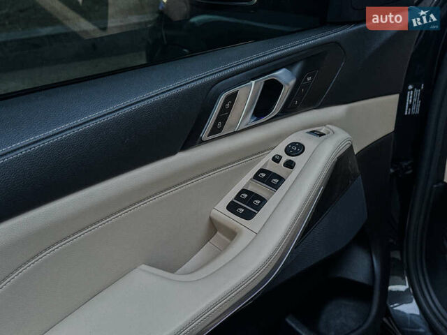 Сірий БМВ Х5, об'ємом двигуна 3 л та пробігом 170 тис. км за 42900 $, фото 37 на Automoto.ua