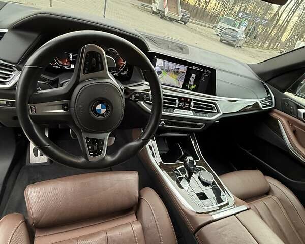 Сірий БМВ Х5, об'ємом двигуна 3 л та пробігом 113 тис. км за 54900 $, фото 13 на Automoto.ua