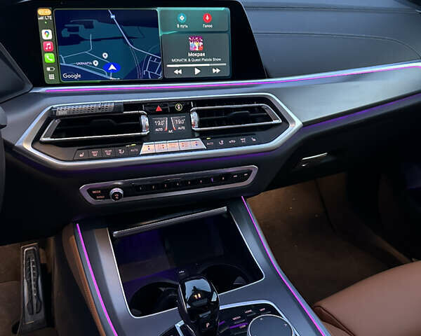 Серый БМВ Х5, объемом двигателя 3 л и пробегом 48 тыс. км за 64999 $, фото 29 на Automoto.ua