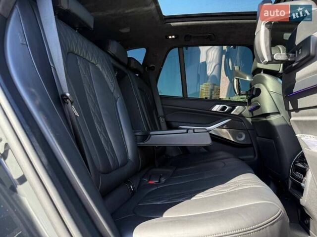 Серый БМВ Х5, объемом двигателя 4.39 л и пробегом 106 тыс. км за 61990 $, фото 10 на Automoto.ua