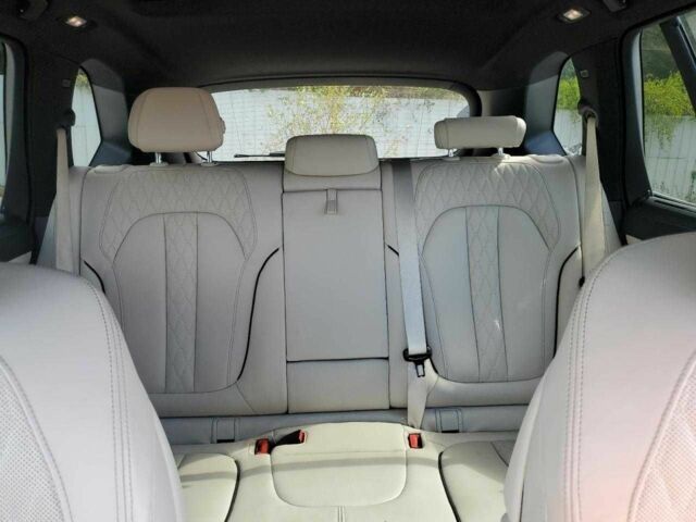 Сірий БМВ Х5, об'ємом двигуна 3 л та пробігом 183 тис. км за 1100 $, фото 9 на Automoto.ua