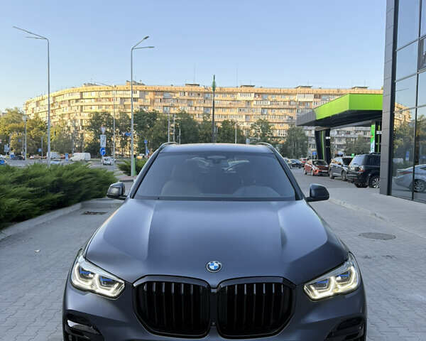Сірий БМВ Х5, об'ємом двигуна 2.99 л та пробігом 116 тис. км за 70000 $, фото 1 на Automoto.ua