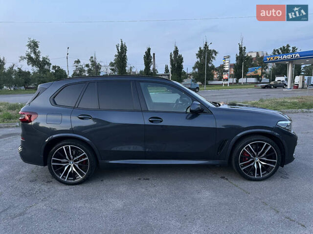 Серый БМВ Х5, объемом двигателя 3 л и пробегом 48 тыс. км за 64999 $, фото 4 на Automoto.ua