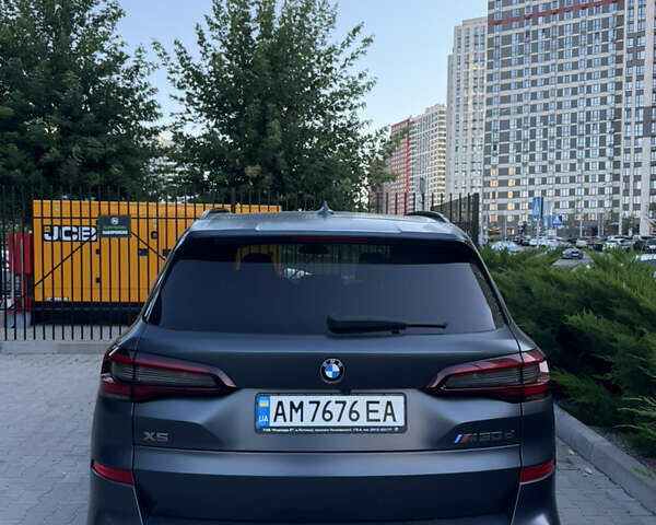 Сірий БМВ Х5, об'ємом двигуна 2.99 л та пробігом 116 тис. км за 70000 $, фото 2 на Automoto.ua