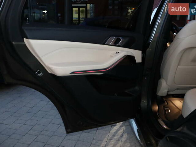 Серый БМВ Х5, объемом двигателя 3 л и пробегом 11 тыс. км за 58900 $, фото 36 на Automoto.ua