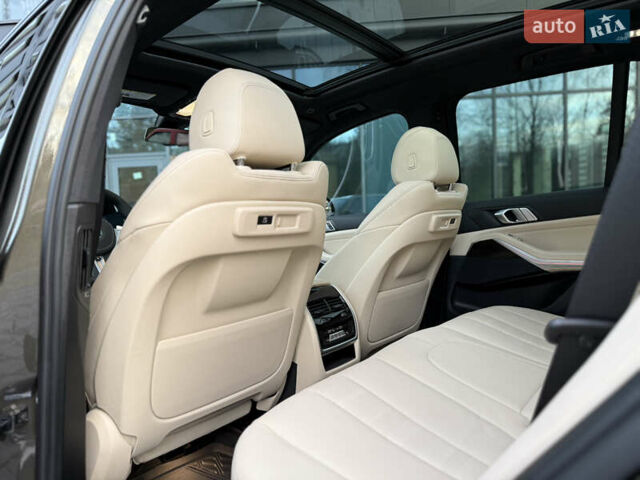 Серый БМВ Х5, объемом двигателя 3 л и пробегом 11 тыс. км за 59999 $, фото 56 на Automoto.ua