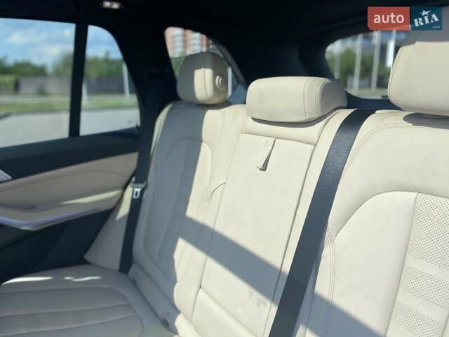 Серый БМВ Х5, объемом двигателя 3 л и пробегом 13 тыс. км за 73700 $, фото 23 на Automoto.ua