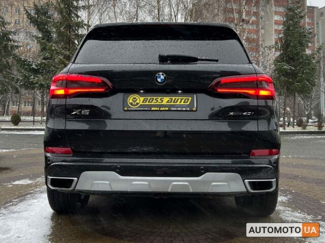 Серый БМВ Х5, объемом двигателя 3 л и пробегом 28 тыс. км за 64600 $, фото 5 на Automoto.ua