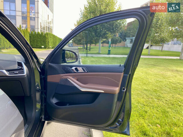 Серый БМВ Х5, объемом двигателя 3 л и пробегом 40 тыс. км за 69000 $, фото 24 на Automoto.ua