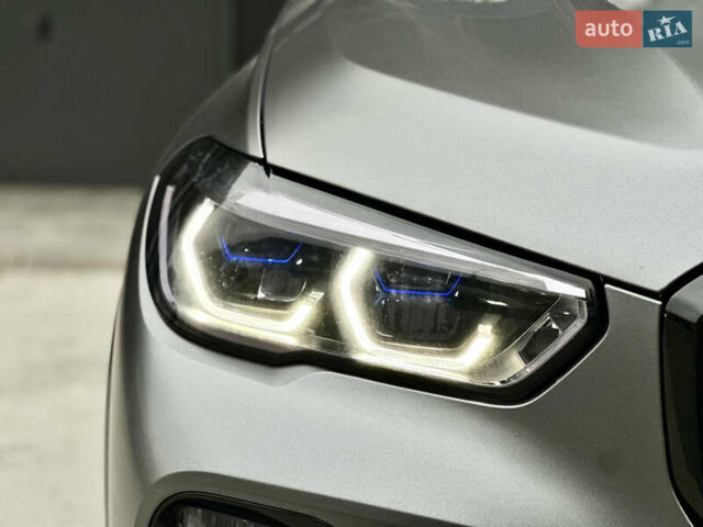 Серый БМВ Х5, объемом двигателя 3 л и пробегом 111 тыс. км за 66000 $, фото 14 на Automoto.ua