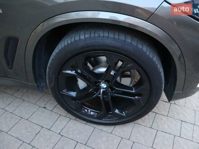 Серый БМВ Х5, объемом двигателя 3 л и пробегом 11 тыс. км за 58900 $, фото 9 на Automoto.ua