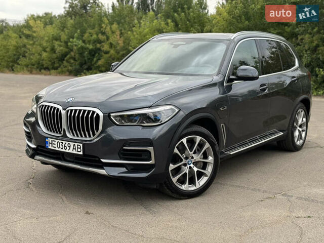 Серый БМВ Х5, объемом двигателя 3 л и пробегом 31 тыс. км за 79000 $, фото 31 на Automoto.ua