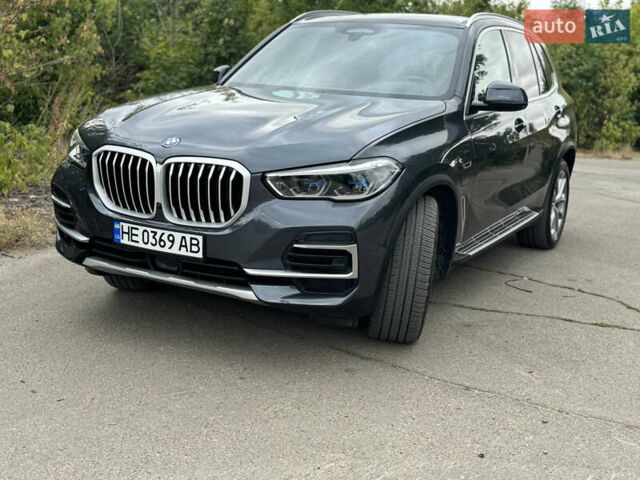 Серый БМВ Х5, объемом двигателя 3 л и пробегом 31 тыс. км за 79000 $, фото 23 на Automoto.ua