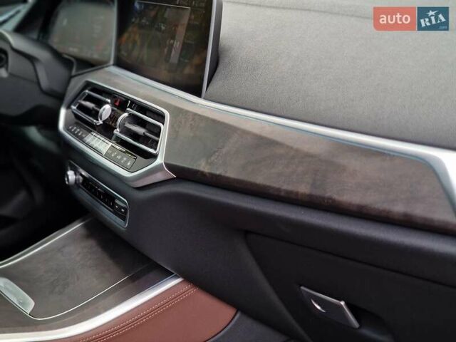 Серый БМВ Х5, объемом двигателя 2.99 л и пробегом 35 тыс. км за 74990 $, фото 59 на Automoto.ua