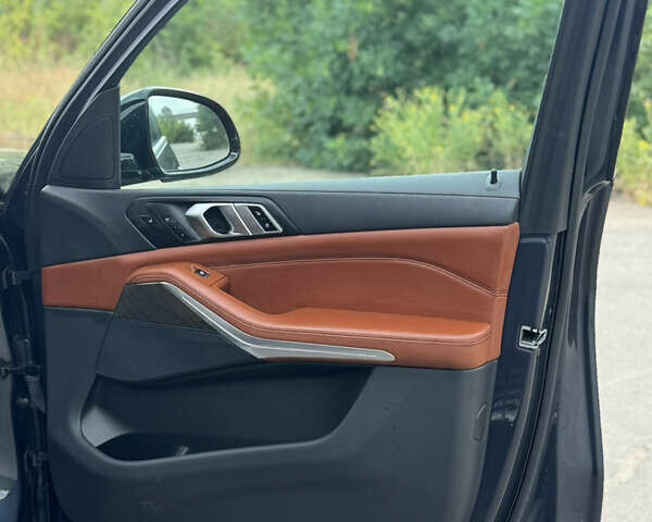 Серый БМВ Х5, объемом двигателя 3 л и пробегом 31 тыс. км за 79000 $, фото 40 на Automoto.ua