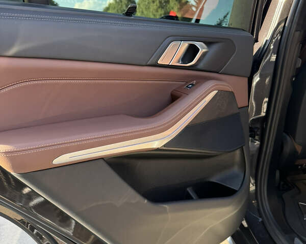 Серый БМВ Х5, объемом двигателя 3 л и пробегом 36 тыс. км за 67900 $, фото 29 на Automoto.ua