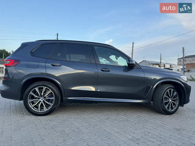 Серый БМВ Х5, объемом двигателя 3 л и пробегом 31 тыс. км за 79000 $, фото 6 на Automoto.ua