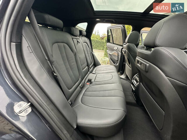 Серый БМВ Х5, объемом двигателя 3 л и пробегом 67 тыс. км за 62700 $, фото 26 на Automoto.ua