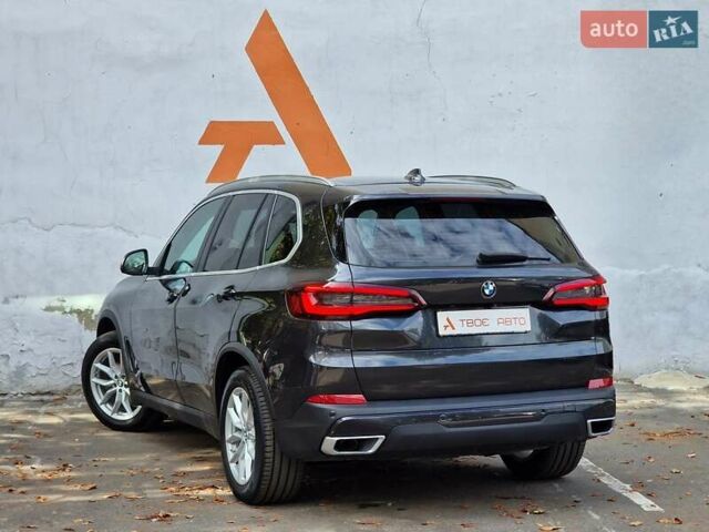 Серый БМВ Х5, объемом двигателя 2.99 л и пробегом 35 тыс. км за 74990 $, фото 26 на Automoto.ua