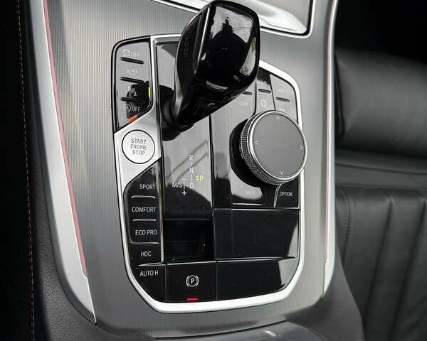 БМВ Х5 2022 в Болграде на Automoto.ua Серый БМВ Х5, объемом двигателя 2.99 л и пробегом 93 тыс. км за 72000 $, фото 8 на Automoto.ua