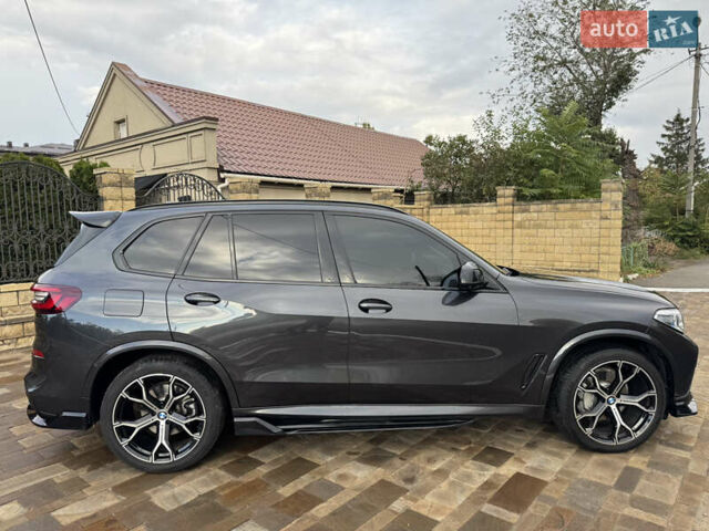 БМВ Х5 2022 в Днепре (Днепропетровске) на Automoto.ua Серый БМВ Х5, объемом двигателя 3 л и пробегом 58 тыс. км за 67000 $, фото 4 на Automoto.ua
