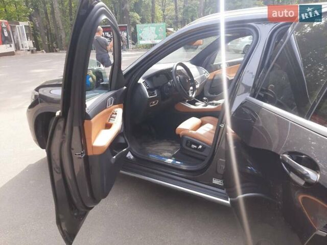 Серый БМВ Х5, объемом двигателя 4 л и пробегом 20 тыс. км за 61300 $, фото 9 на Automoto.ua