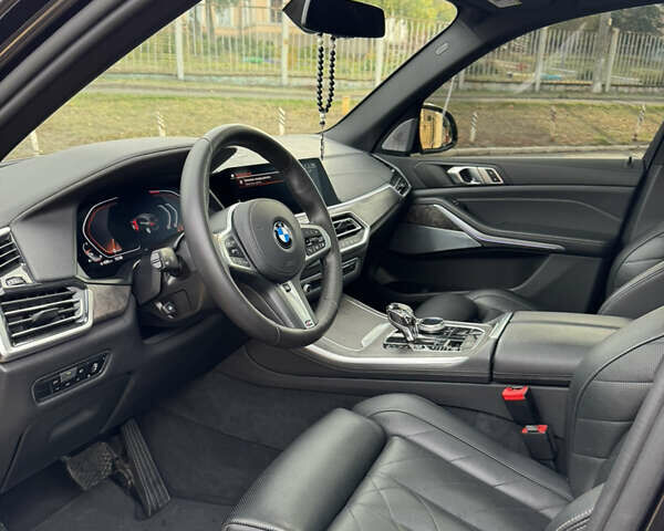 БМВ Х5 2022 в Днепре (Днепропетровске) на Automoto.ua Серый БМВ Х5, объемом двигателя 3 л и пробегом 58 тыс. км за 67000 $, фото 8 на Automoto.ua