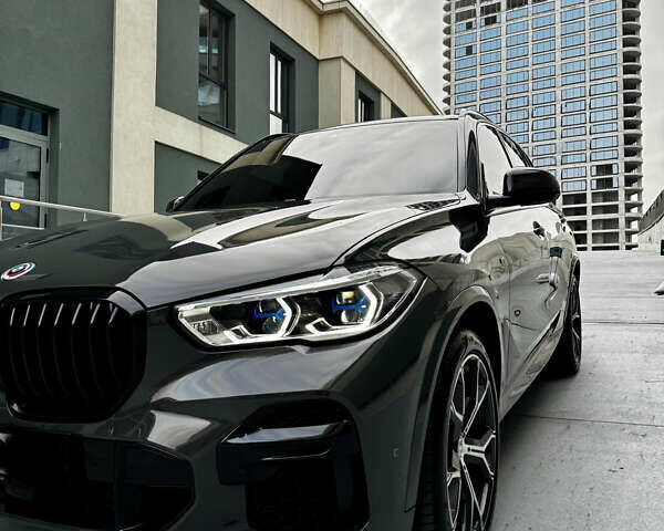 Сірий БМВ Х5, об'ємом двигуна 2.99 л та пробігом 38 тис. км за 89999 $, фото 3 на Automoto.ua