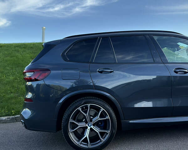 Серый БМВ Х5, объемом двигателя 3 л и пробегом 76 тыс. км за 66500 $, фото 13 на Automoto.ua