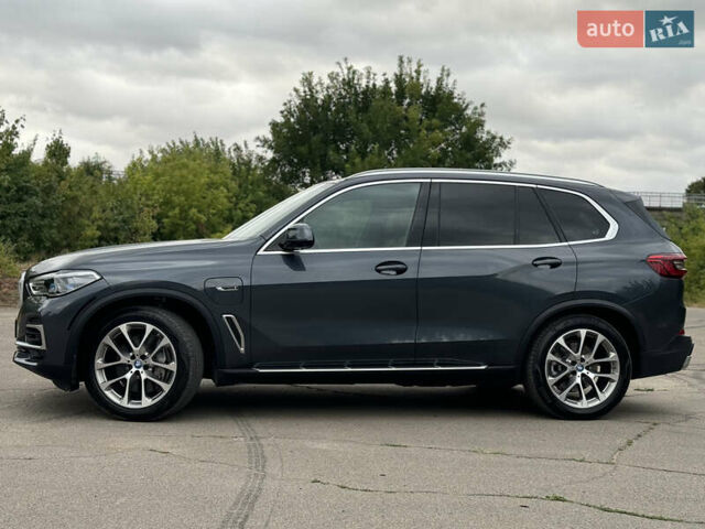 Серый БМВ Х5, объемом двигателя 3 л и пробегом 31 тыс. км за 79000 $, фото 32 на Automoto.ua