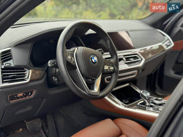Серый БМВ Х5, объемом двигателя 3 л и пробегом 31 тыс. км за 79000 $, фото 35 на Automoto.ua