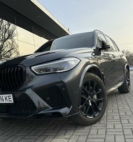 Серый БМВ Х5, объемом двигателя 3 л и пробегом 55 тыс. км за 59800 $, фото 35 на Automoto.ua