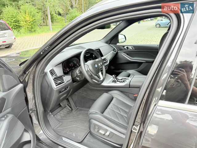Серый БМВ Х5, объемом двигателя 3 л и пробегом 37 тыс. км за 62000 $, фото 8 на Automoto.ua