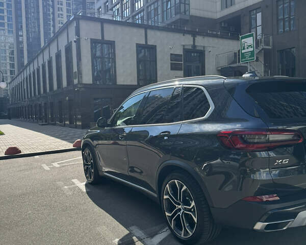 Серый БМВ Х5, объемом двигателя 3 л и пробегом 36 тыс. км за 67900 $, фото 12 на Automoto.ua