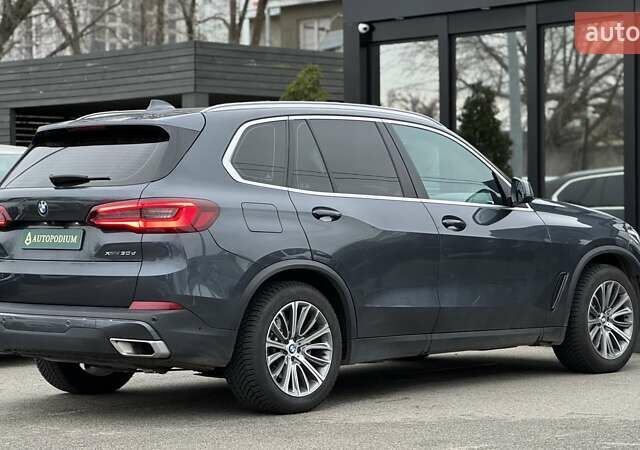 Серый БМВ Х5, объемом двигателя 2.99 л и пробегом 108 тыс. км за 69700 $, фото 6 на Automoto.ua