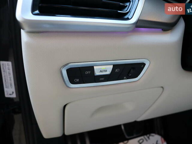 Сірий БМВ Х5, об'ємом двигуна 3 л та пробігом 70 тис. км за 75900 $, фото 19 на Automoto.ua