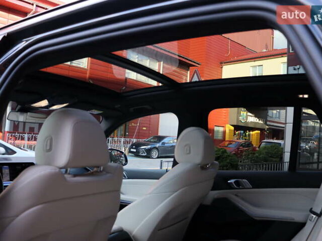 Сірий БМВ Х5, об'ємом двигуна 3 л та пробігом 70 тис. км за 75900 $, фото 38 на Automoto.ua