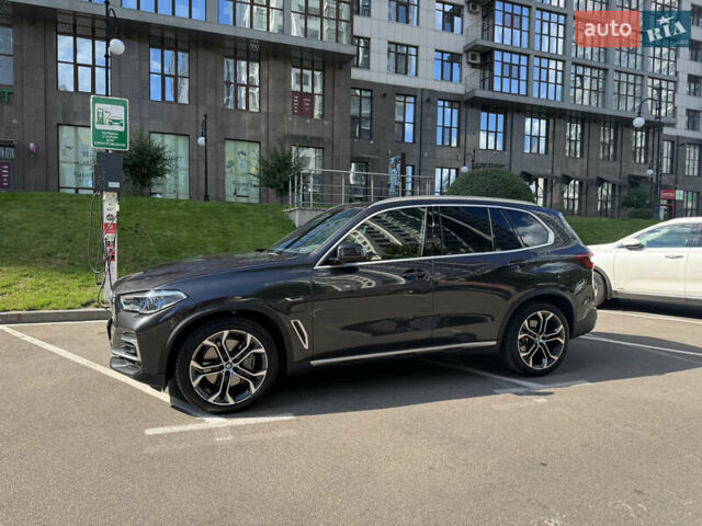 Серый БМВ Х5, объемом двигателя 3 л и пробегом 36 тыс. км за 67900 $, фото 5 на Automoto.ua