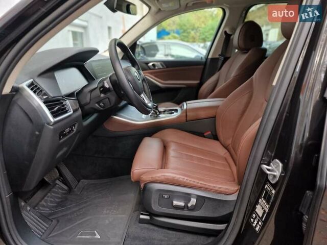 Серый БМВ Х5, объемом двигателя 2.99 л и пробегом 35 тыс. км за 74990 $, фото 45 на Automoto.ua