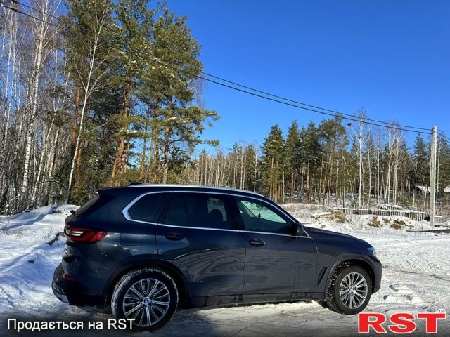 Серый БМВ Х5, объемом двигателя 3 л и пробегом 94 тыс. км за 73900 $, фото 2 на Automoto.ua