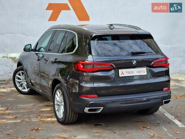 Серый БМВ Х5, объемом двигателя 2.99 л и пробегом 35 тыс. км за 74990 $, фото 27 на Automoto.ua