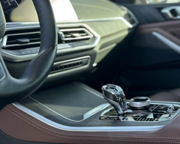 Серый БМВ Х5, объемом двигателя 3 л и пробегом 36 тыс. км за 67900 $, фото 36 на Automoto.ua