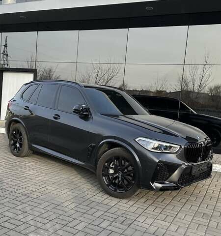 Серый БМВ Х5, объемом двигателя 3 л и пробегом 55 тыс. км за 59800 $, фото 8 на Automoto.ua